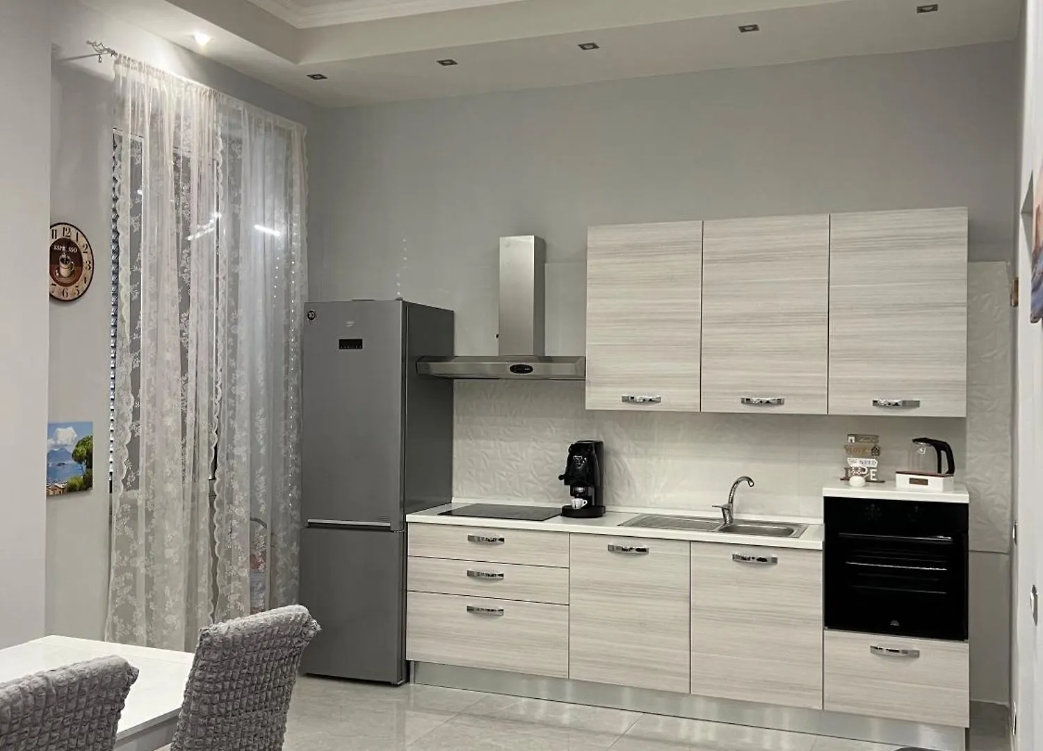 Apartment Portacapuana Guest House Naples Italy