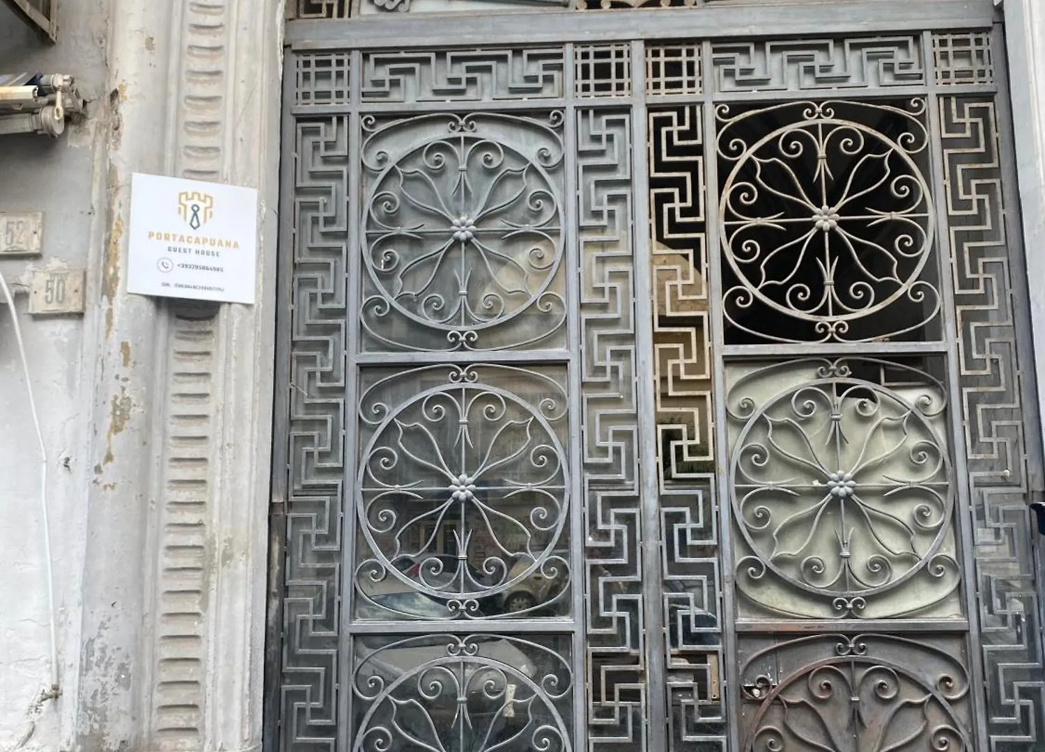 Apartment Portacapuana Guest House Naples Italy