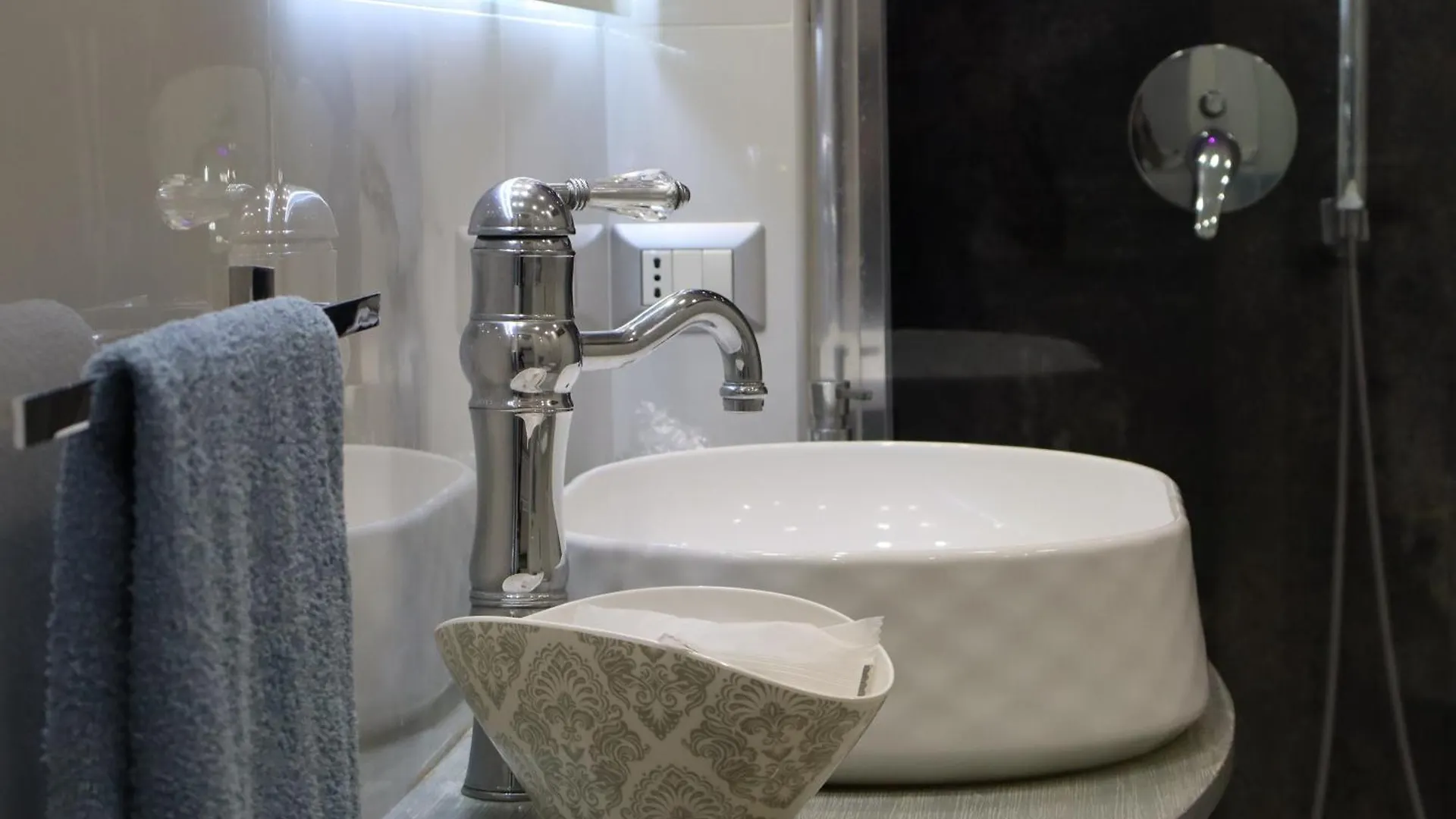 Apartment Portacapuana Guest House Naples